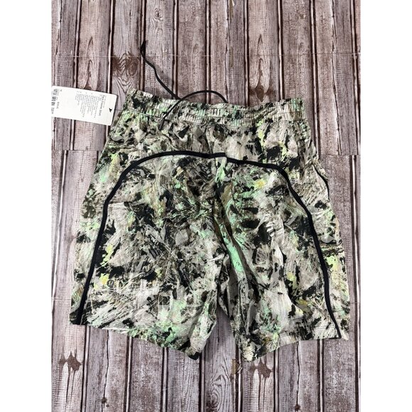 Lululemon Pace Breaker 7” LL Short size M color IMPU camo NWT $68 - Picture 2 of 2